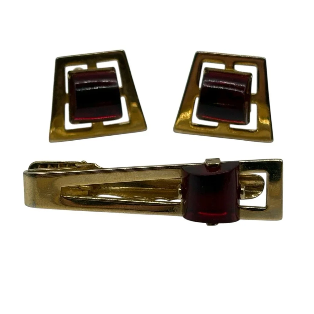 ANSON Cherry Red Lucite Cufflinks Tie Clip Bar Set Gold‎ Tone Open Frame Vintage